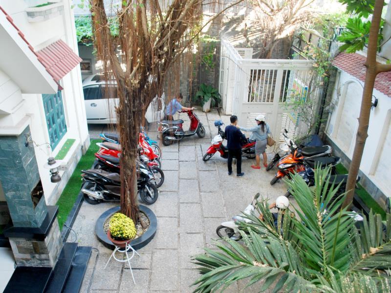 Lan Anh Hotel Хошимин Екстериор снимка