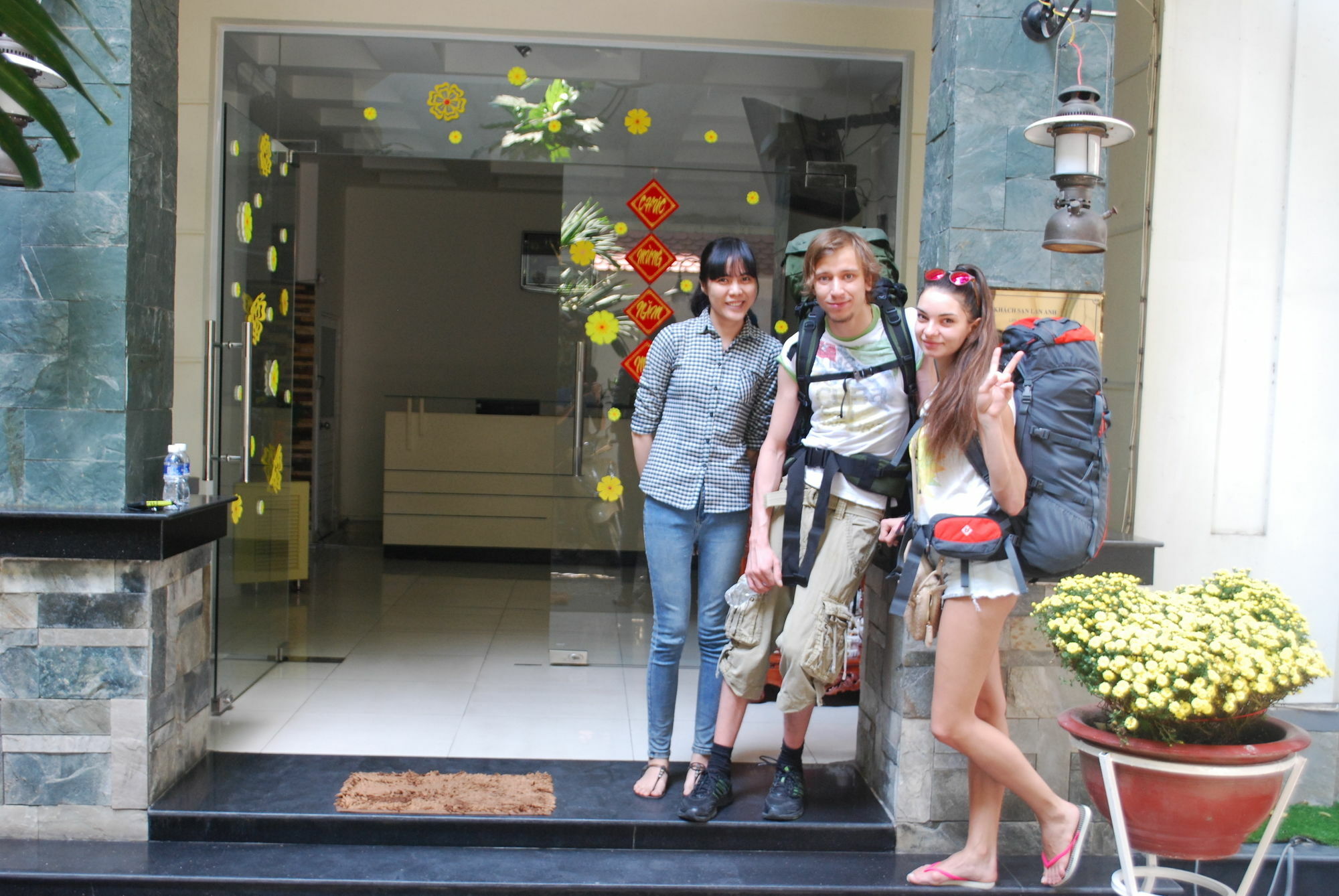 Lan Anh Hotel Хошимин Екстериор снимка