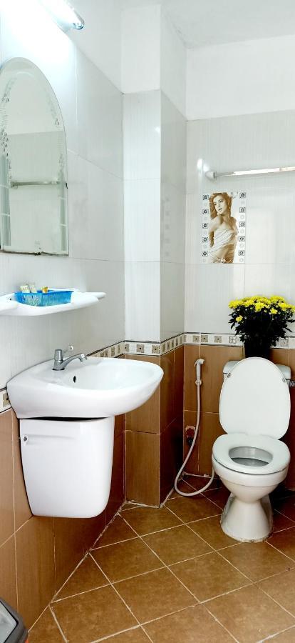 Lan Anh Hotel Хошимин Екстериор снимка